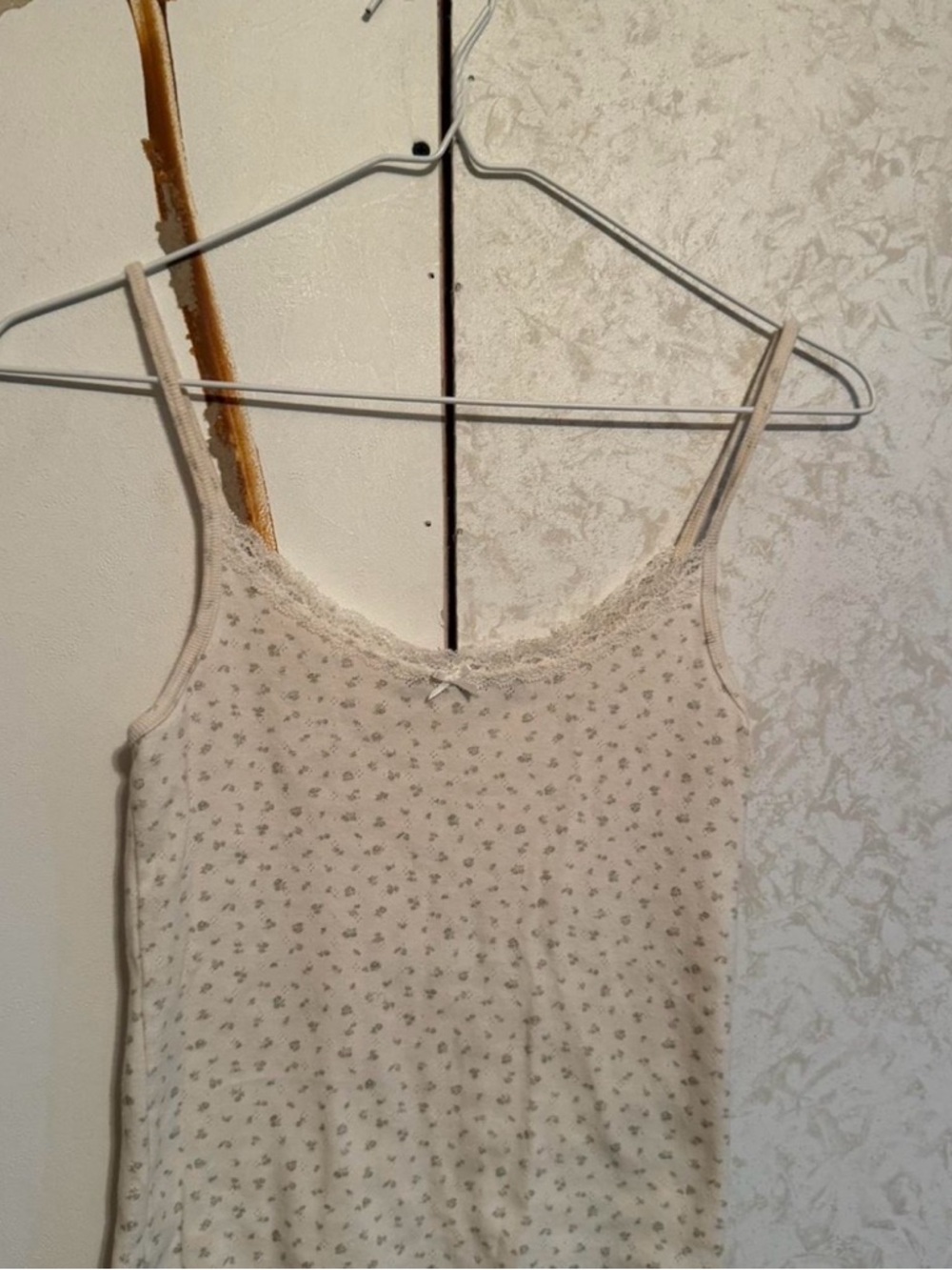 Brandy Melville Cream Floral Lace-Trim Cami